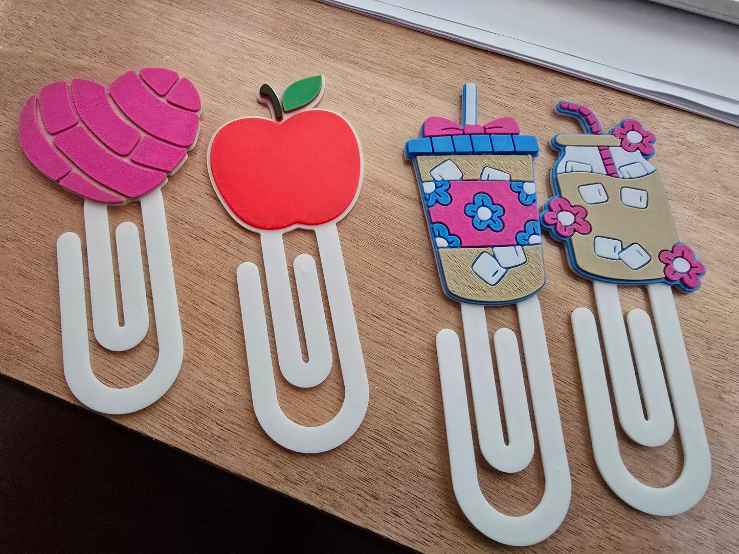 3D paper clips